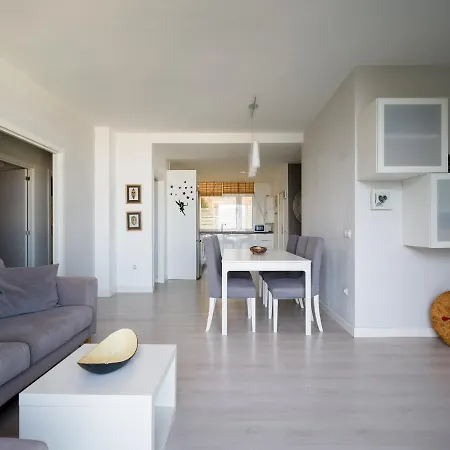 Home2book Comfy & Bright Apt View Apartment