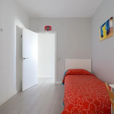 Home2book Comfy & Bright Apt View Apartment